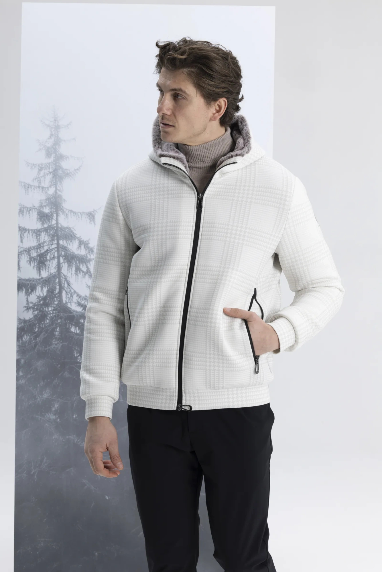 NEW WARK 26AU116